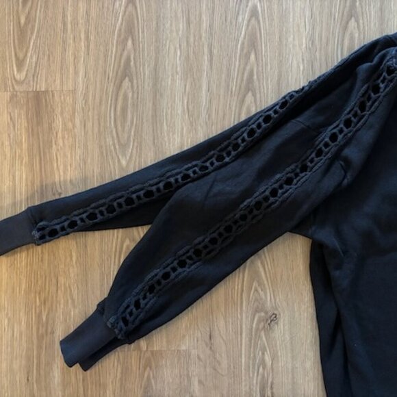 Pam & Gela Womens Sweater Sweatshirt Size Small Black Crochet Grunge Dark Goth - Picture 11 of 15